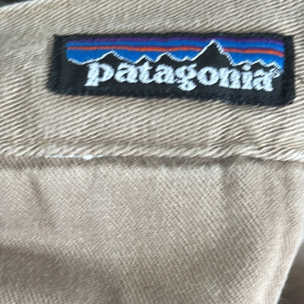 Patagonia Men's Roving Cargo Shorts Style #57855 size 32